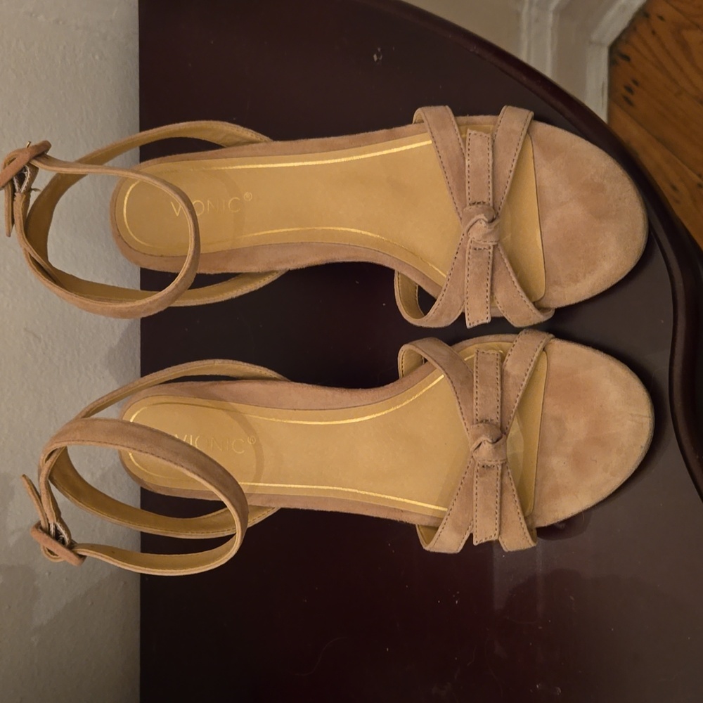 Vionic Rosabel sandal in blush 8.5M
